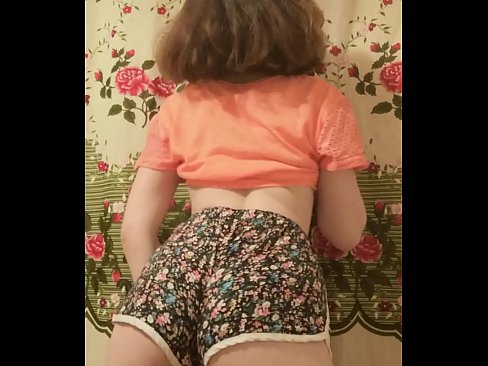 ❤️ Leanbh óg sexy ag baint dá shorts ar cheamara ️❌ Físeán porn ag porn % ga.xxxsexjav.ru%
