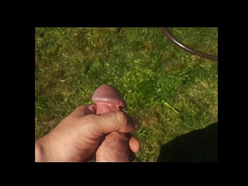 ❤️ Faigheann hottie te a pussy bándearg fucked agus cums le squirt i ghairdín samhraidh ️❌ Físeán porn ag porn % ga.xxxsexjav.ru%